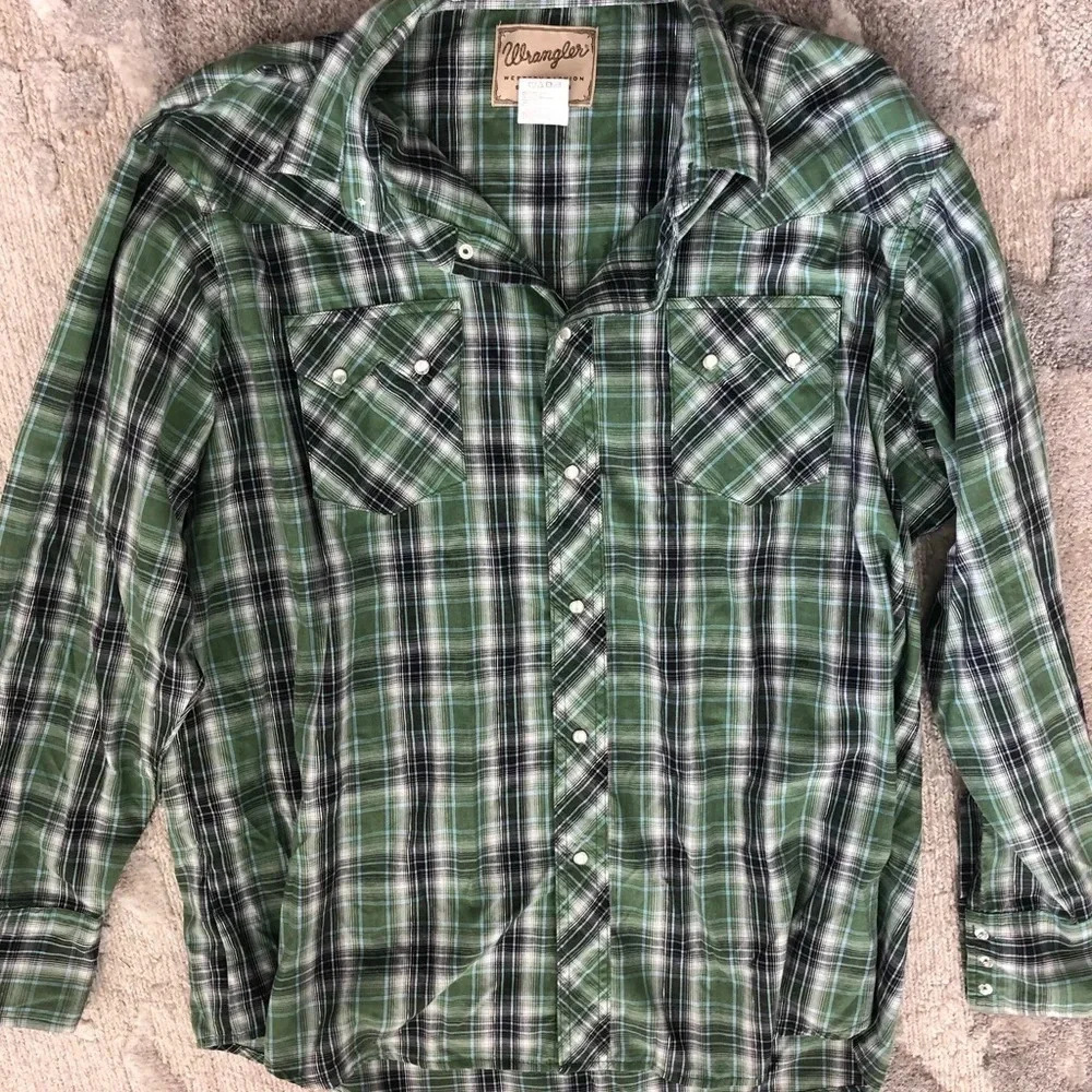 Wrangler Flannel - Picture 1 of 3